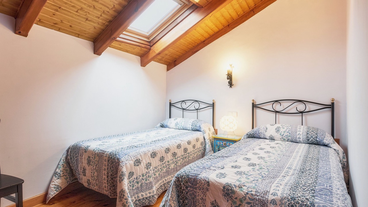 Photo of Bedroom in Santa Maria de Valdeon