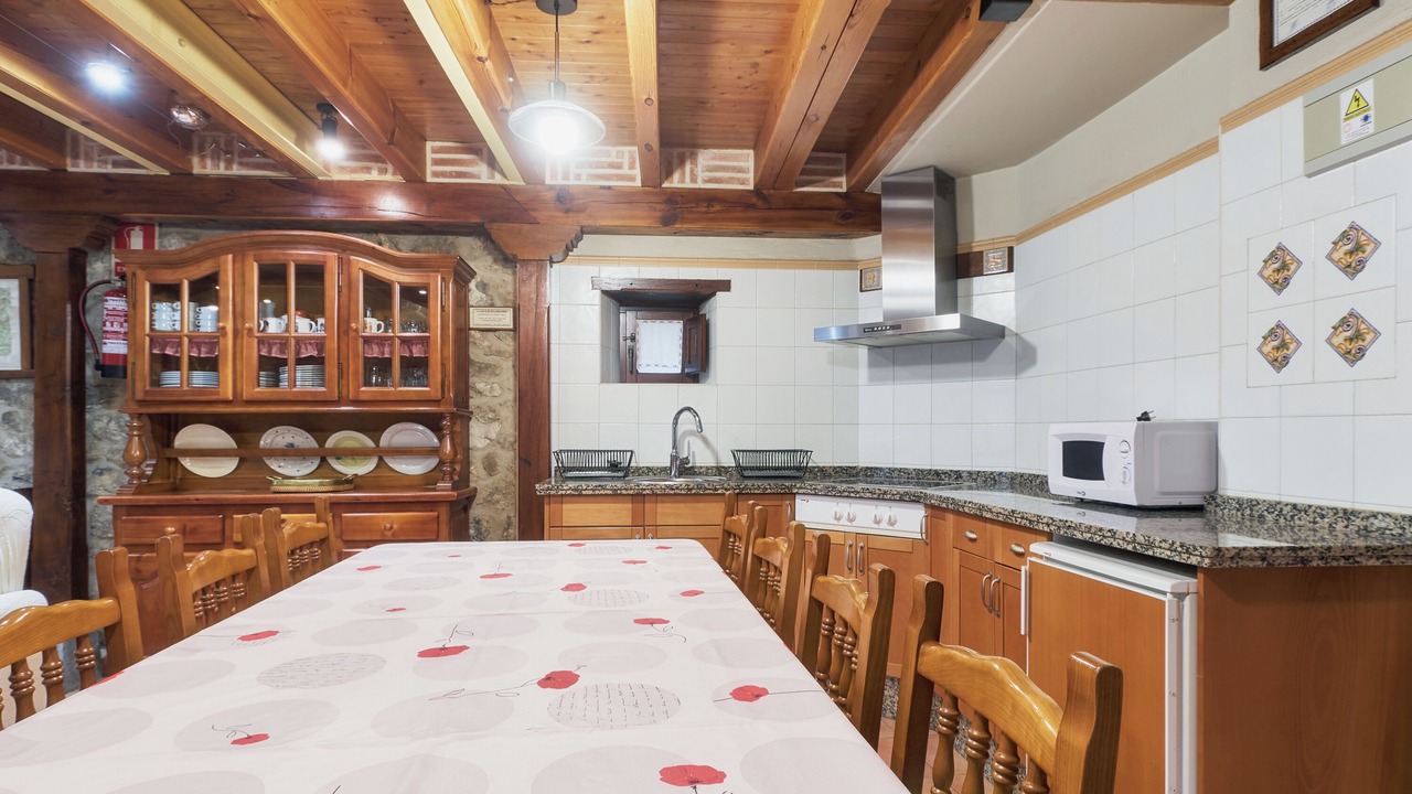 Photo of Kitchen in Santa Maria de Valdeon