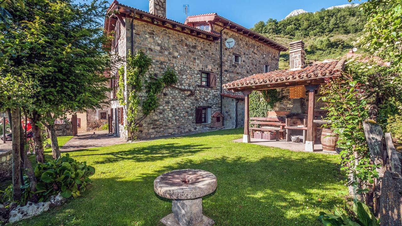 Photo of Outdoor in Santa Maria de Valdeon