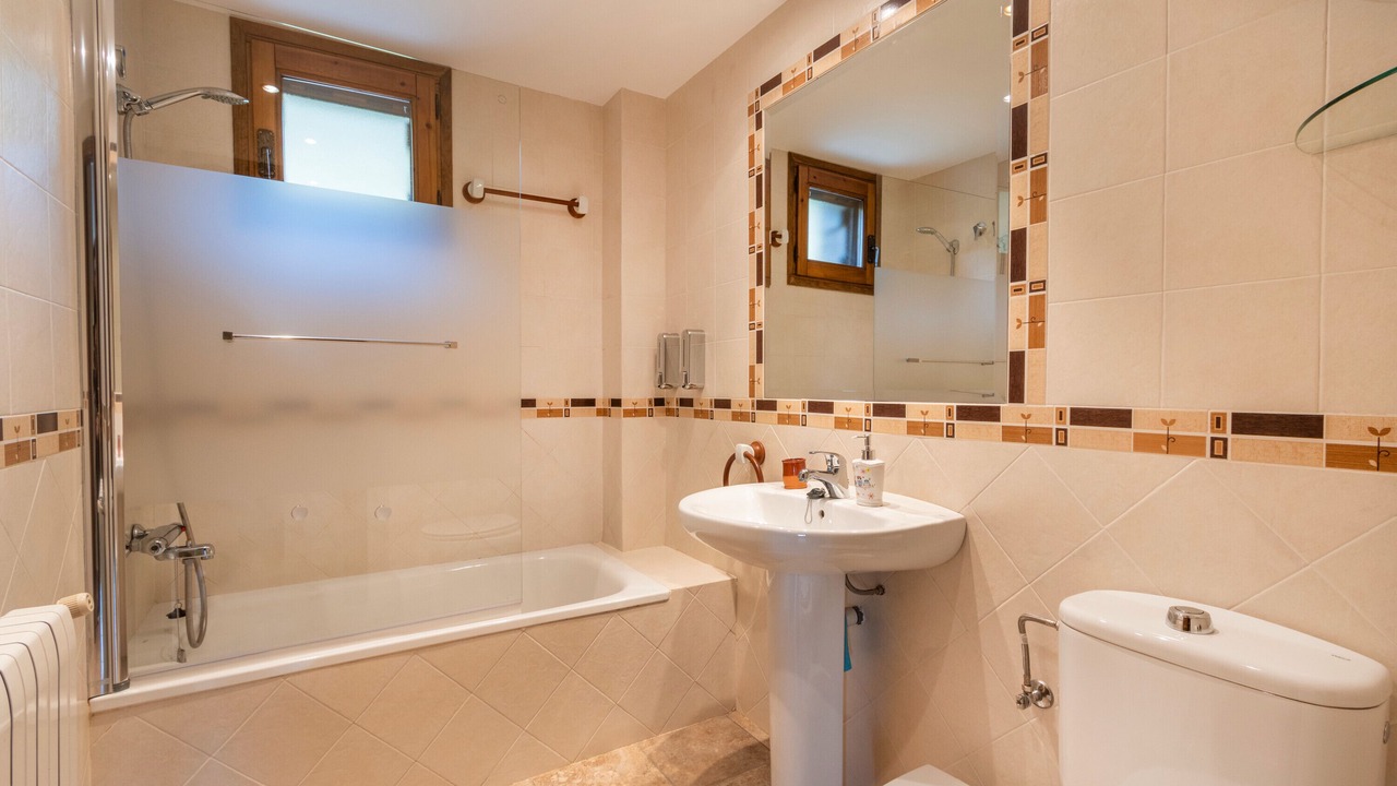 Photo of Bathroom in Valle de Lierp