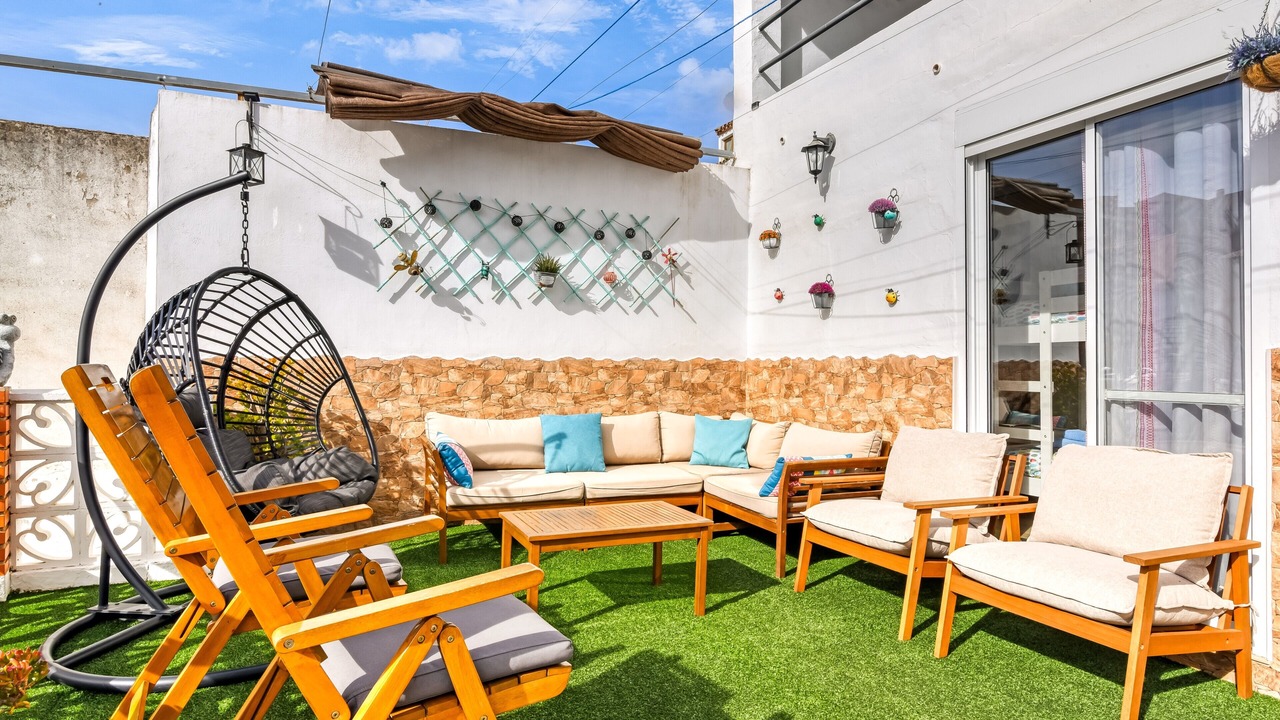 Photo of Patio Balcony in Bolbaite