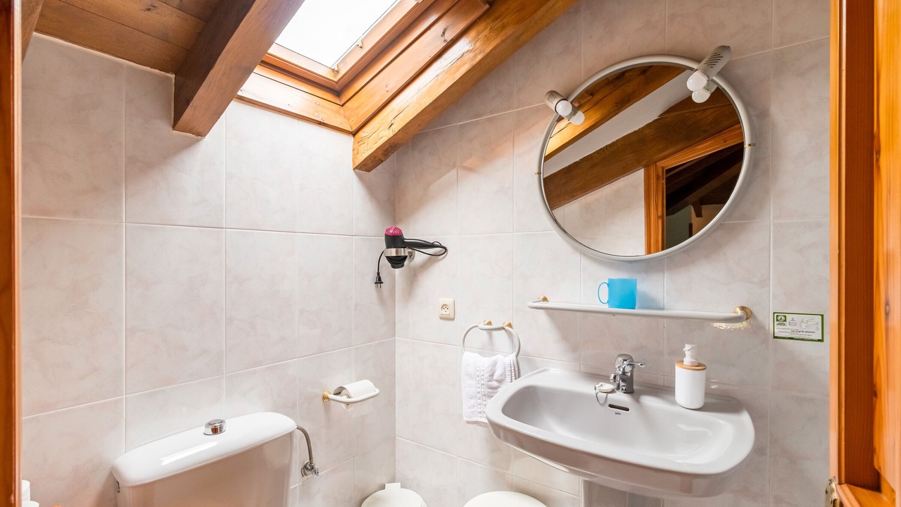 Photo of Bathroom in Cillorigo de Liebana