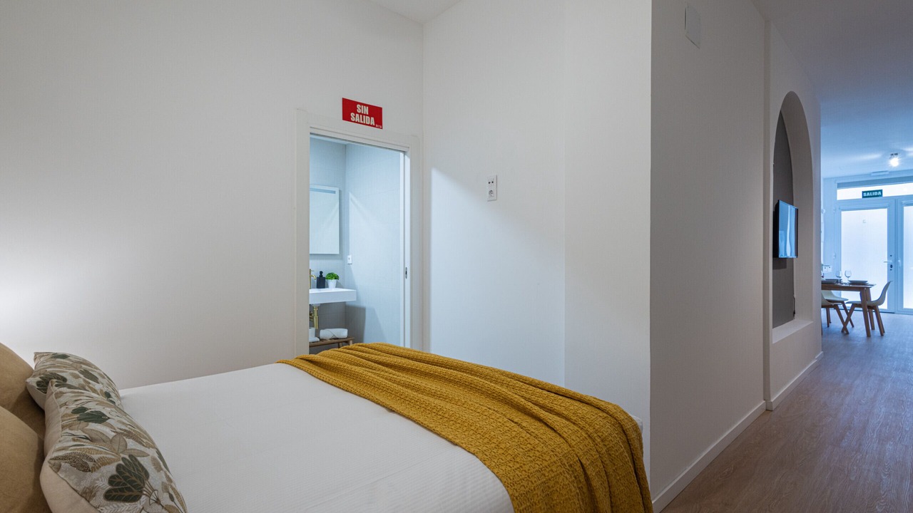 Photo of Bedroom in Aiora
