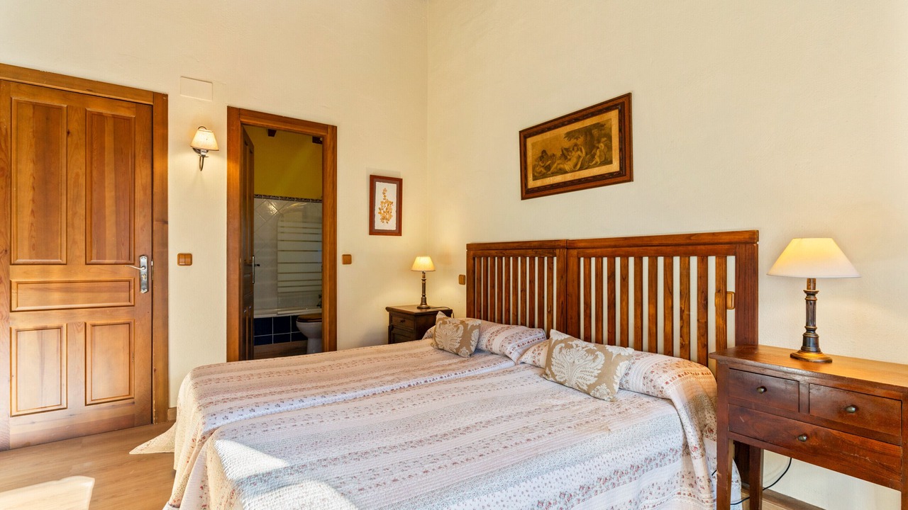 Photo of Bedroom in Quiros