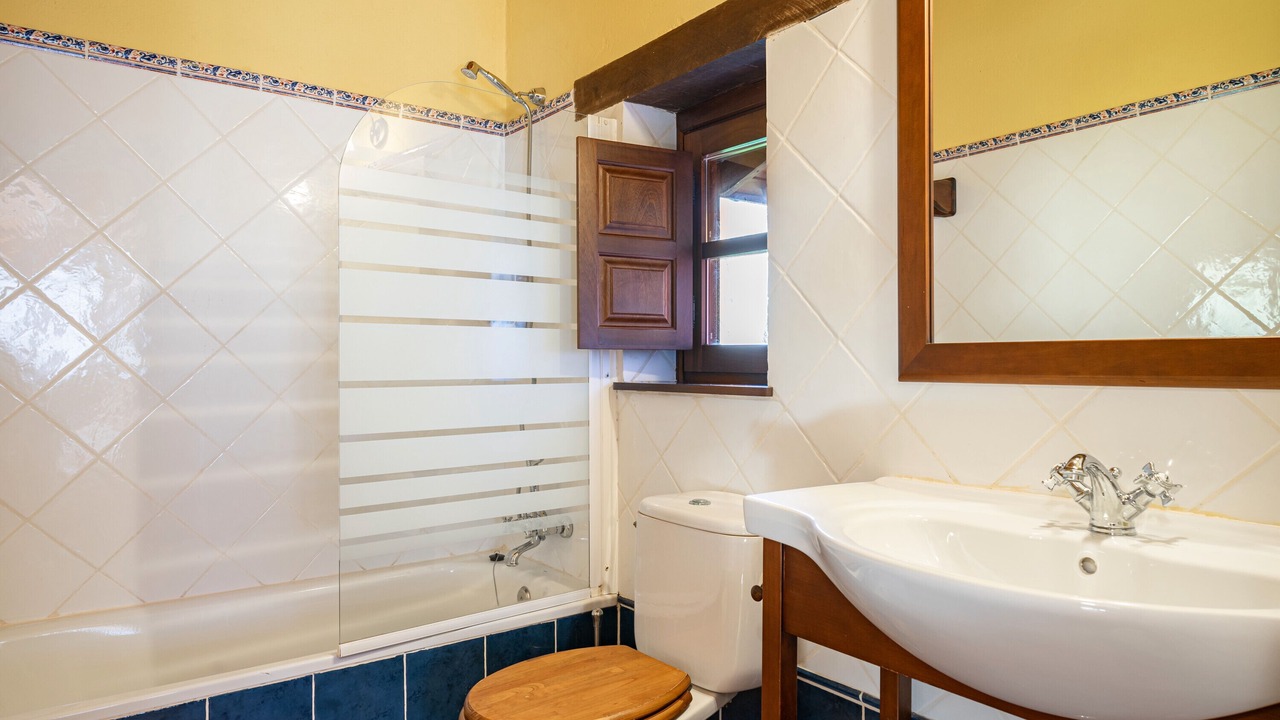 Photo of Bathroom in Quiros