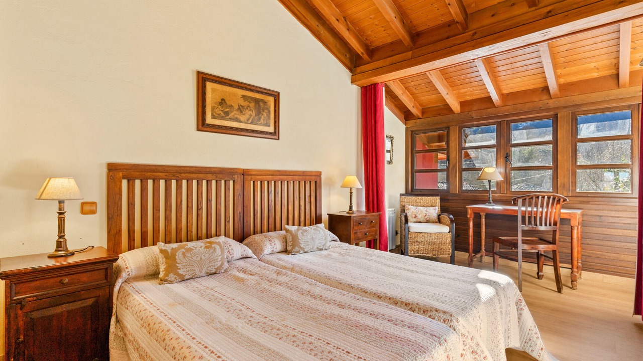 Photo of Bedroom in Quiros