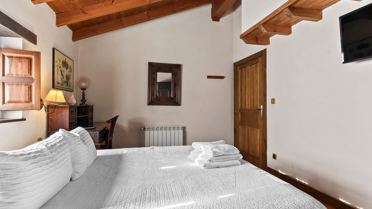 Photo of Bedroom in Quiros