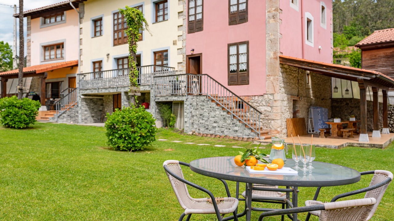 Photo of Outdoor in Andrin