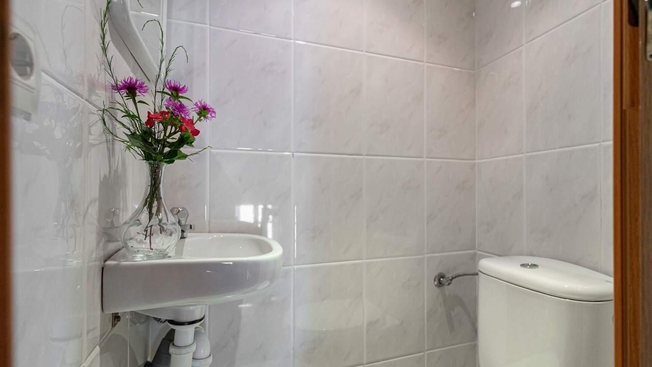 Photo of Bathroom in Andrin
