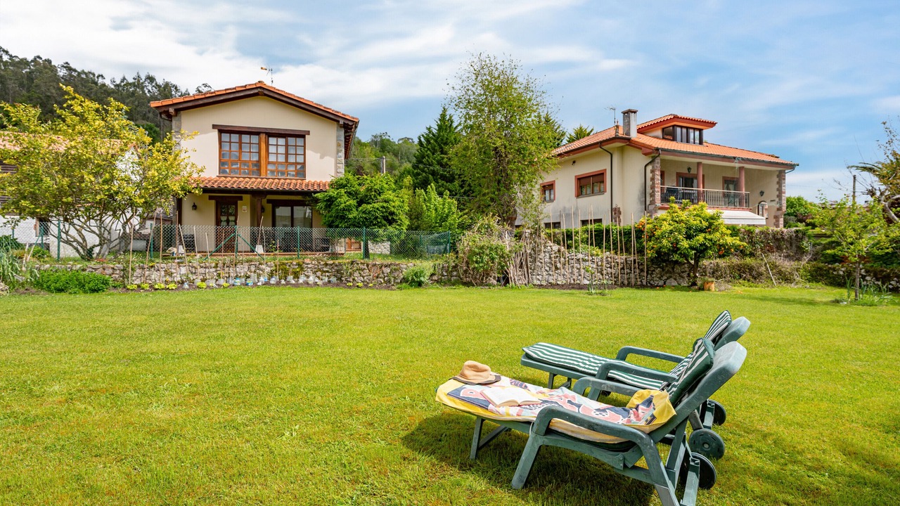 Photo of Outdoor in Andrin
