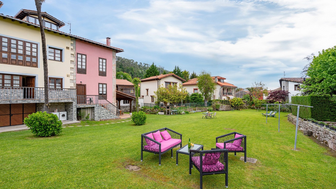 Photo of Outdoor in Andrin