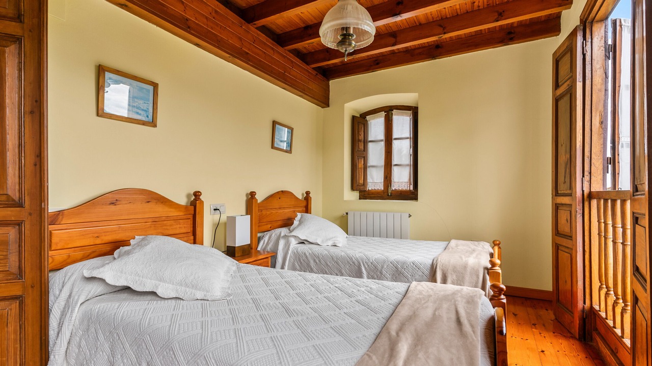 Photo of Bedroom in Andrin