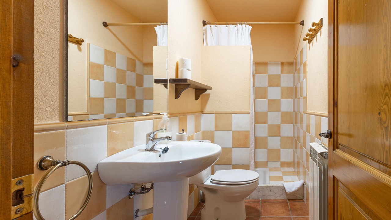 Photo of Bathroom in Santa Maria de Besora