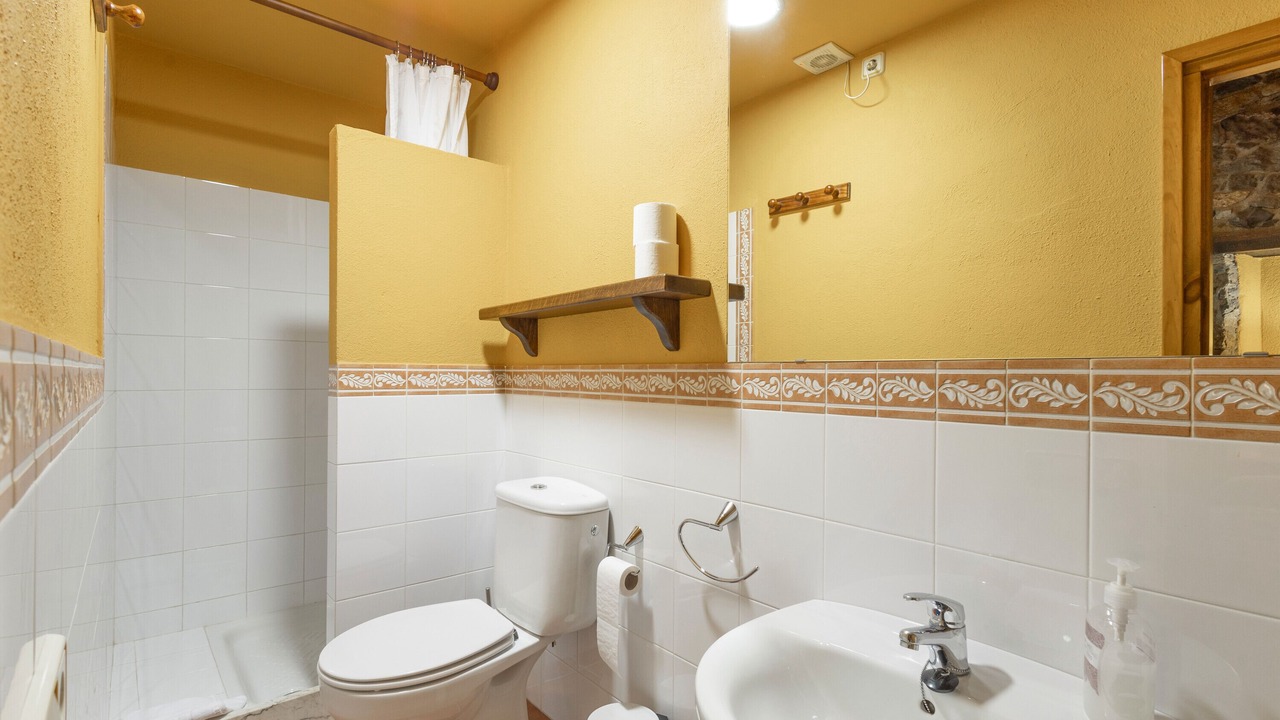 Photo of Bathroom in Santa Maria de Besora