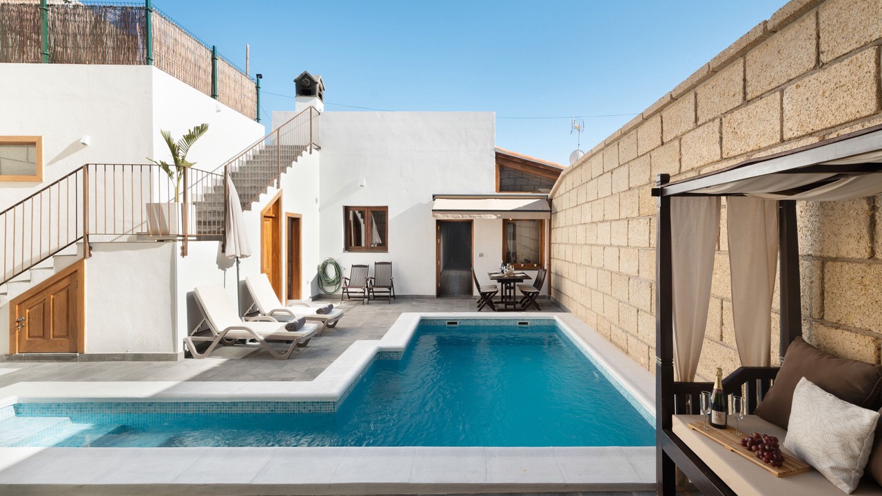 Photo of Outdoor in Fasnia