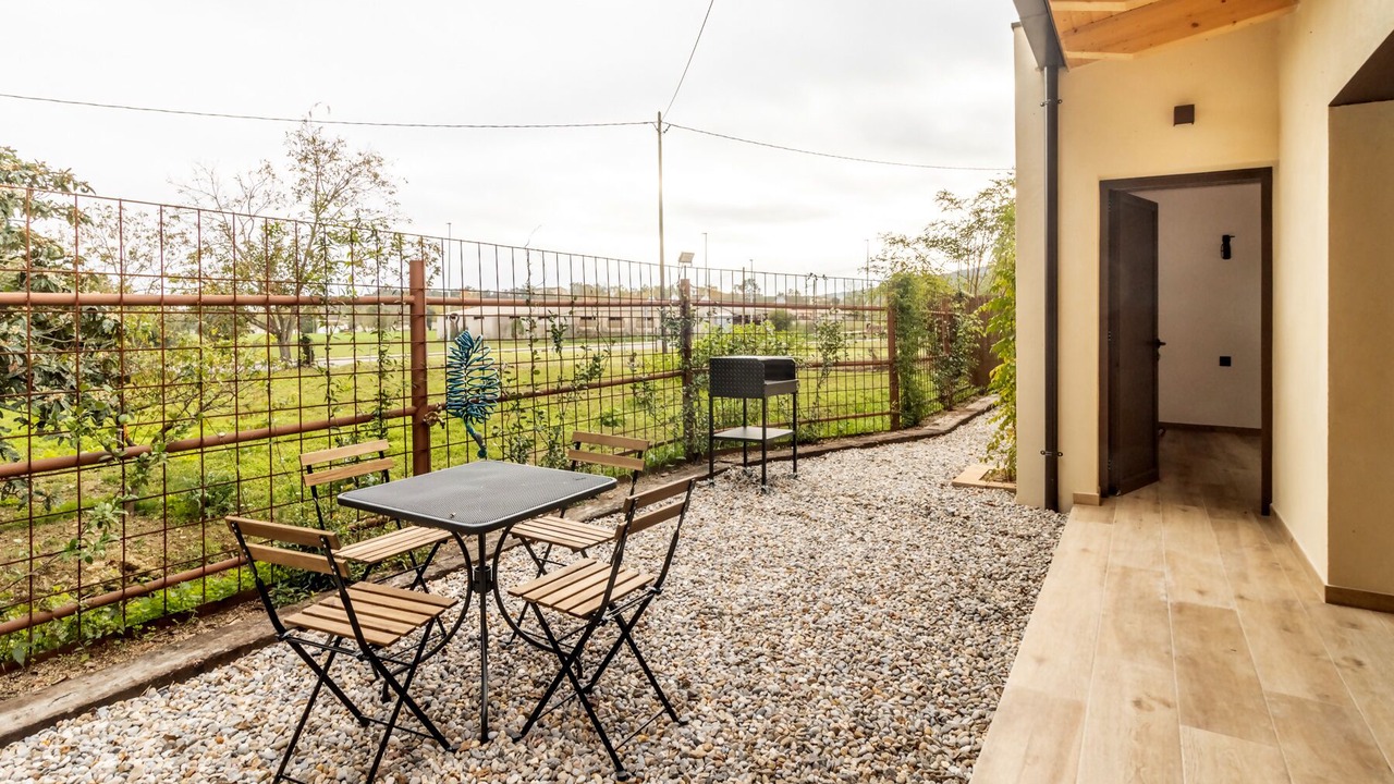 Photo of Outdoor in Camos