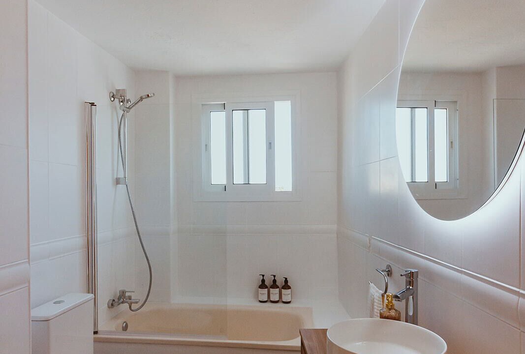 Photo of Bathroom in Carihuela