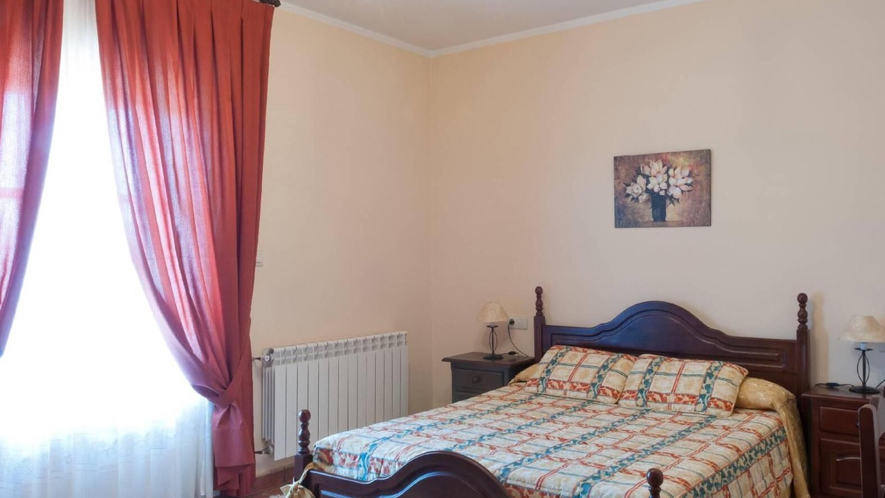 Photo of Bedroom in Barruelo de Santullan
