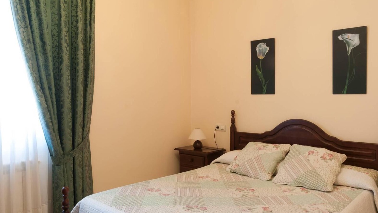 Photo of Bedroom in Barruelo de Santullan