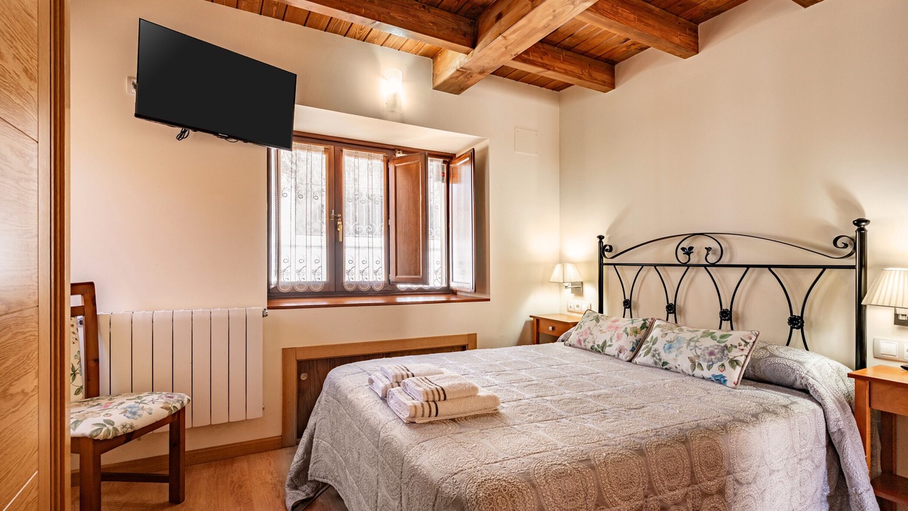 Photo of Bedroom in Loro