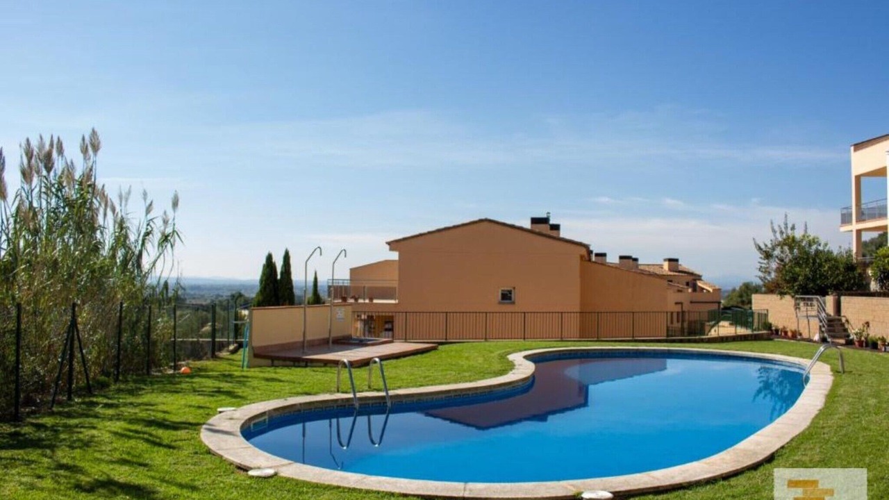 Photo of Outdoor in Palau-Saverdera
