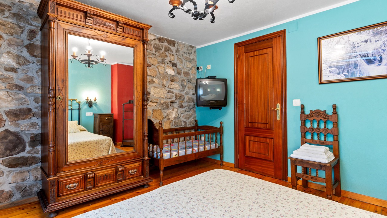 Photo of Bedroom in Caunedo