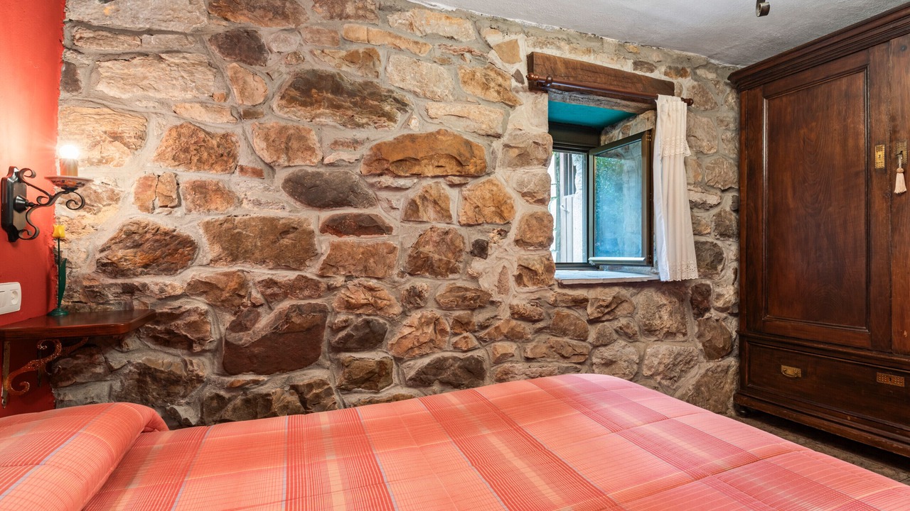 Photo of Bedroom in Caunedo