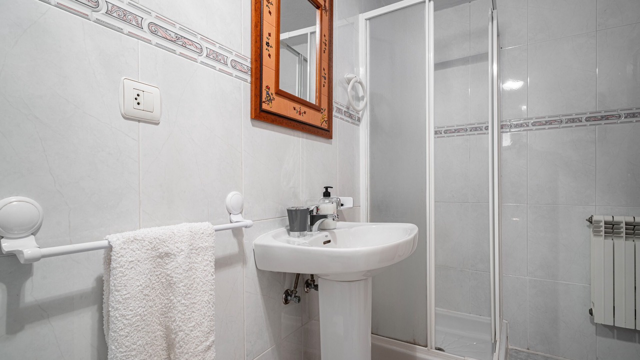 Photo of Bathroom in Caunedo