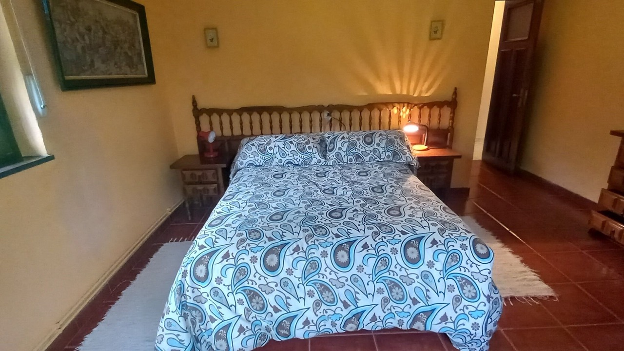 Photo of Bedroom in Poo