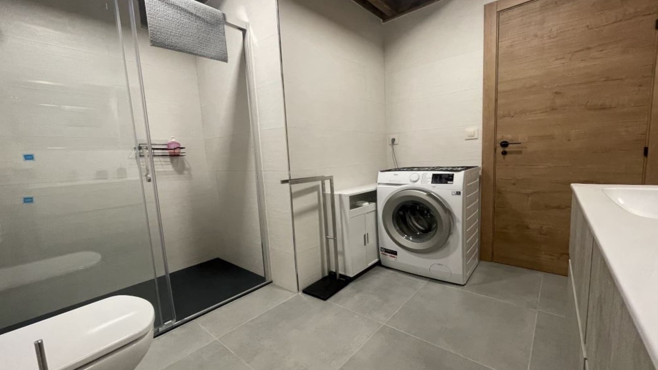 Photo of Bathroom in Lobeira