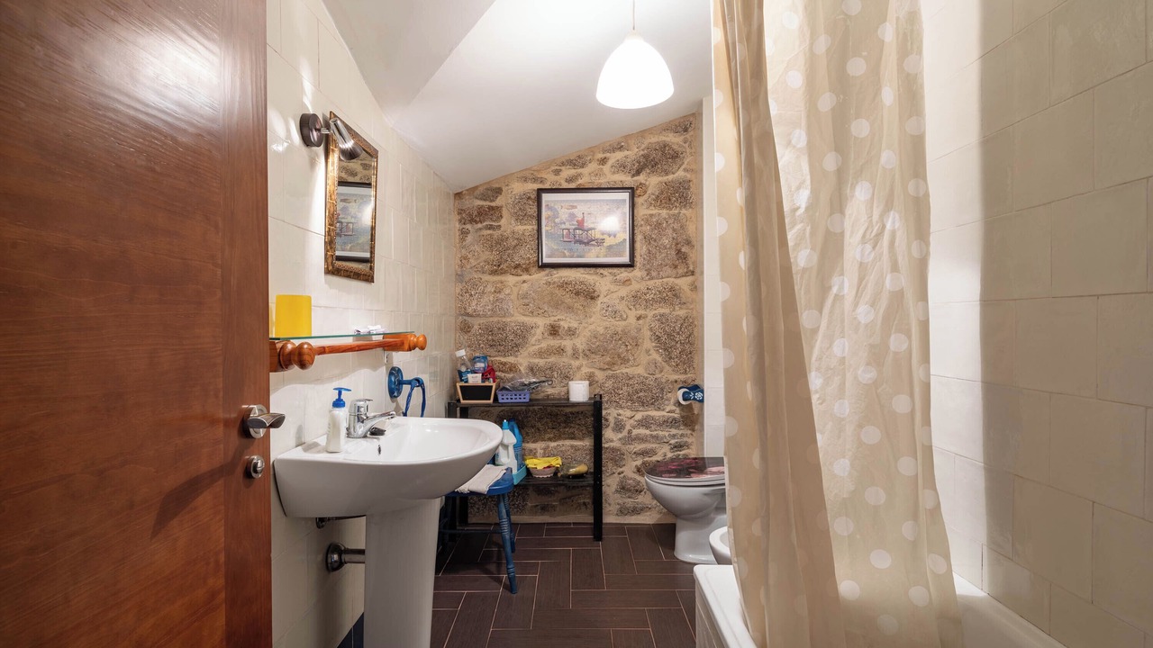 Photo of Bathroom in A Lama