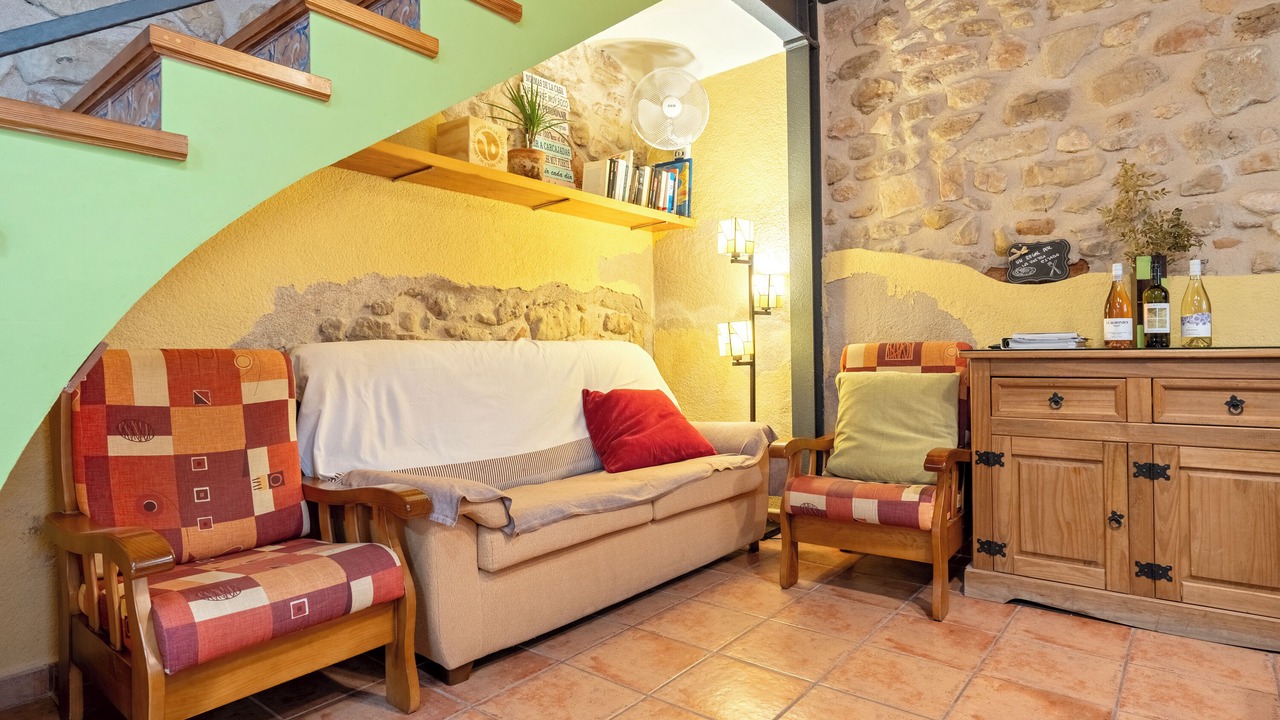 Photo of Livingroom in Bot