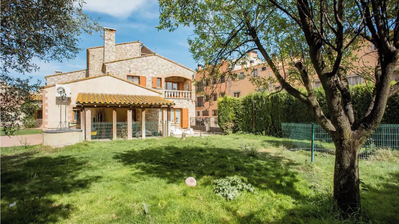 Photo of Outdoor in Riumors
