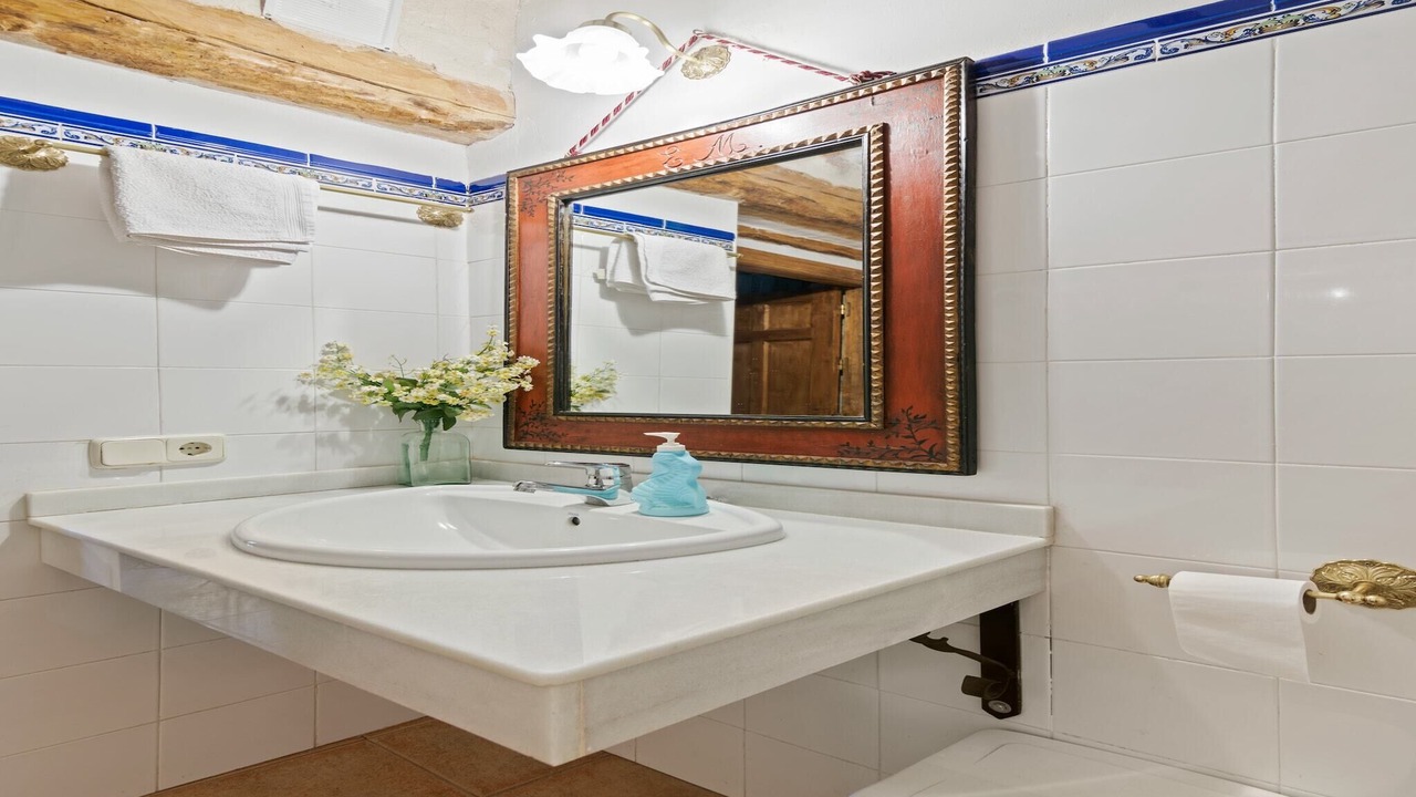 Photo of Bathroom in Vianos
