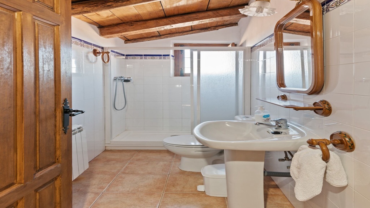 Photo of Bathroom in Vianos
