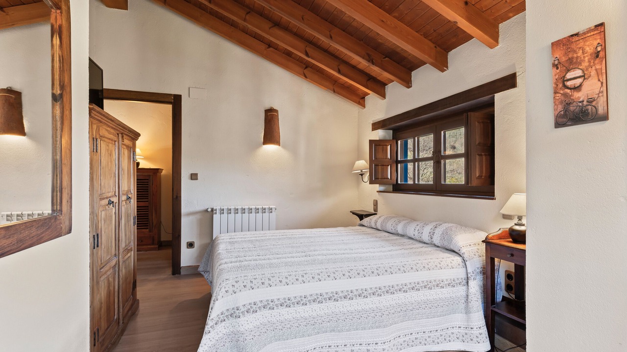 Photo of Bedroom in Quiros