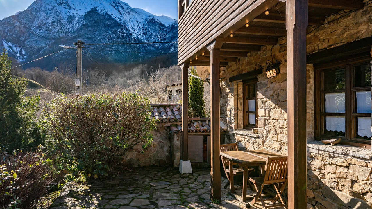 Photo of Outdoor in Quiros