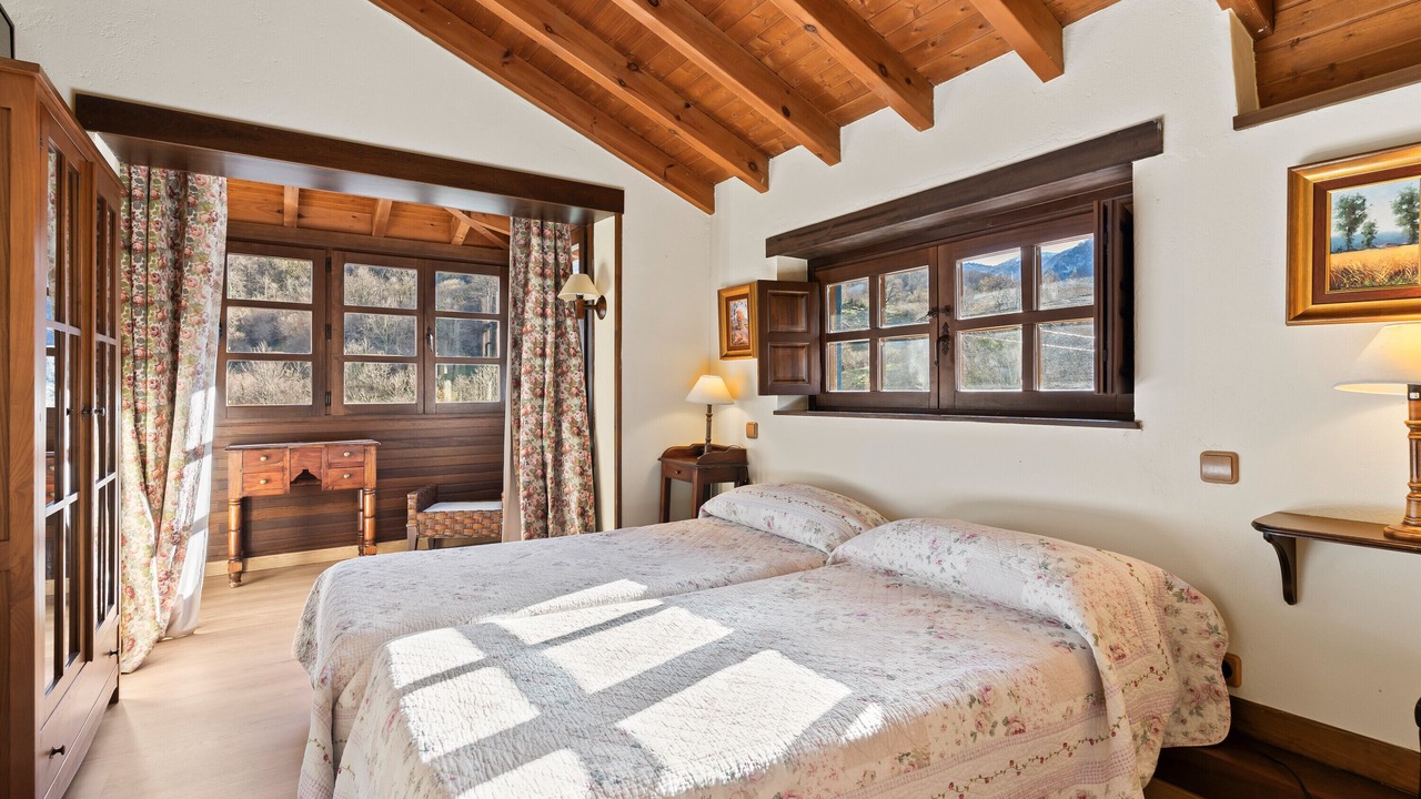 Photo of Bedroom in Quiros