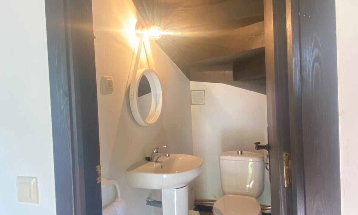 Photo of Bathroom in Sin