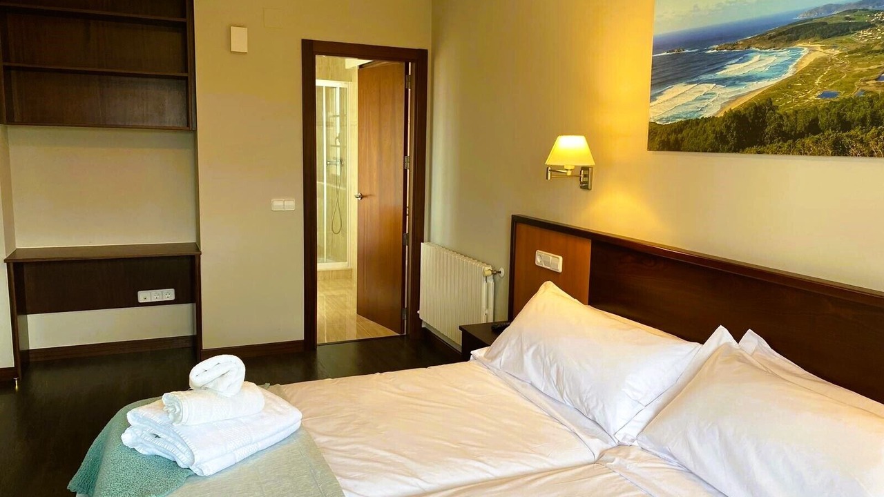 Photo of Bedroom in Naron