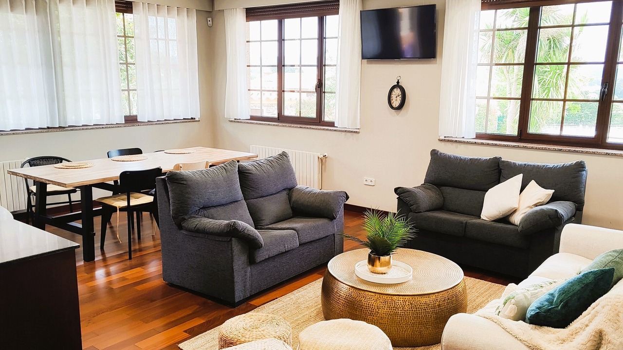Photo of Livingroom in Naron