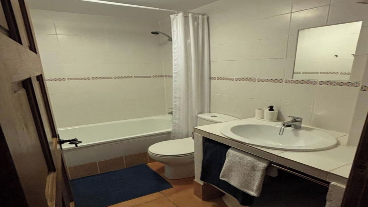Photo of Bathroom in Tozar