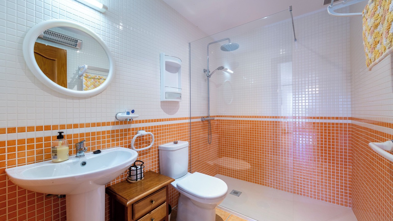 Photo of Bathroom in Vera