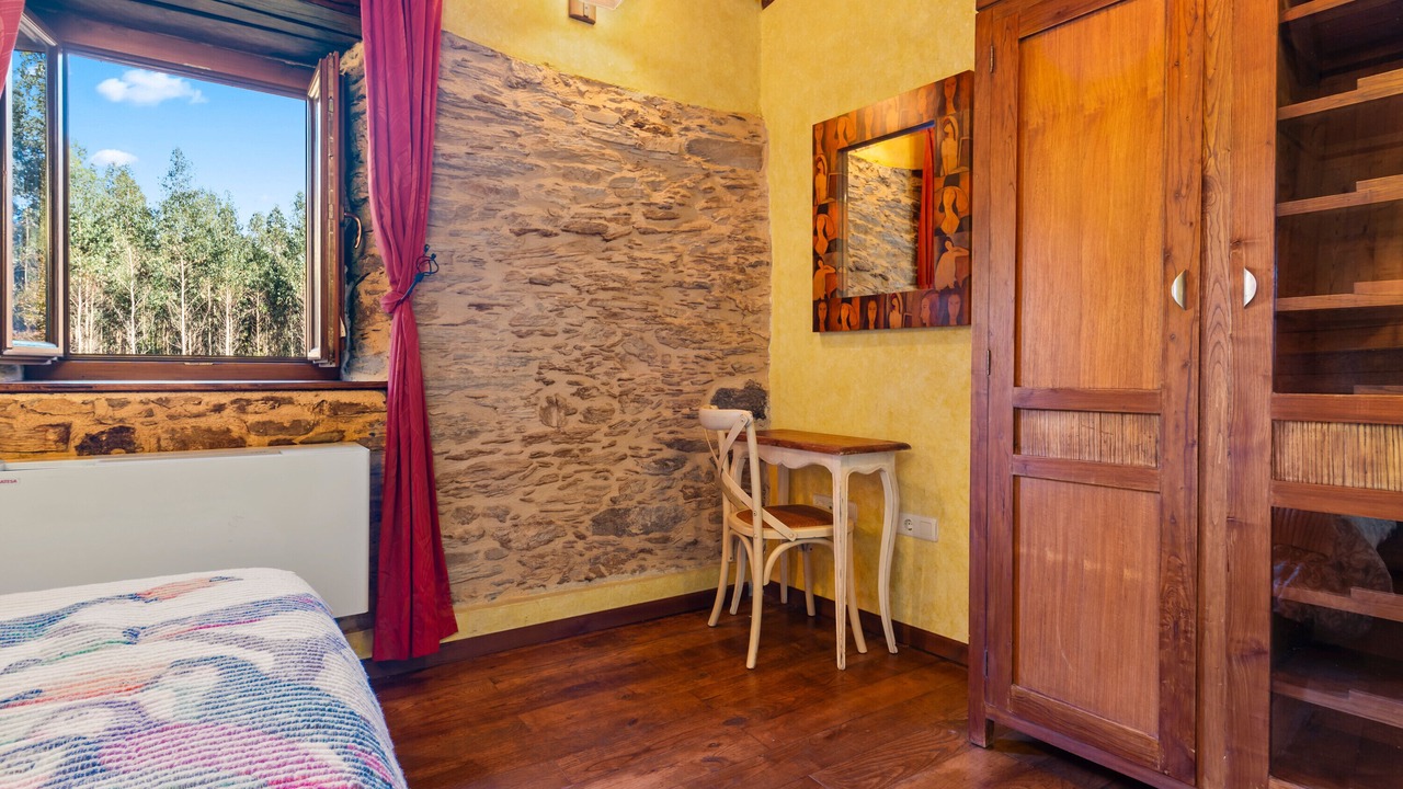 Photo of Bedroom in Espasante