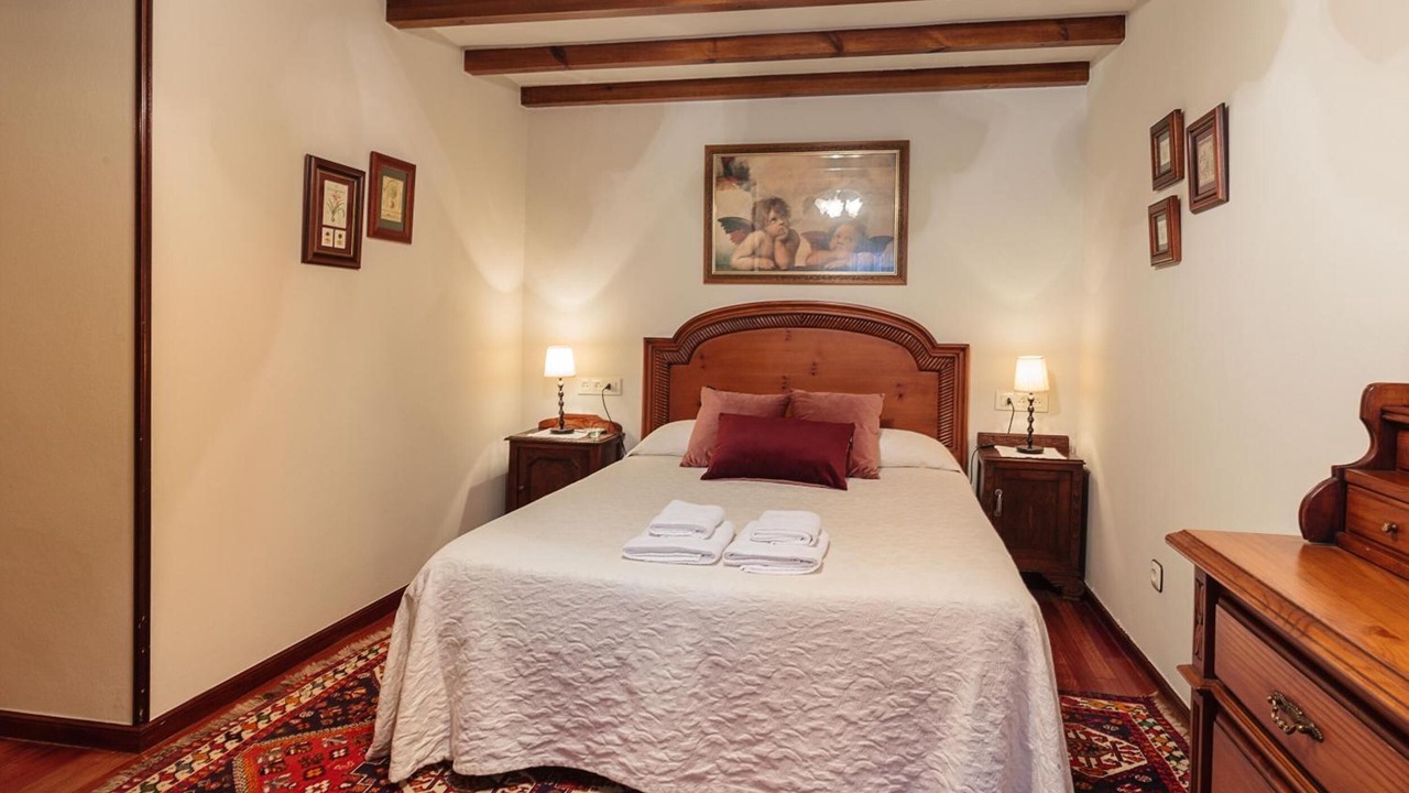 Photo of Bedroom in Cabranes