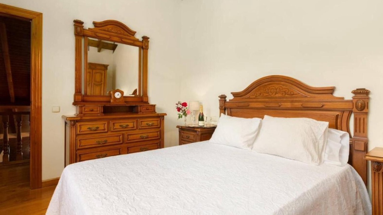 Photo of Bedroom in Naves