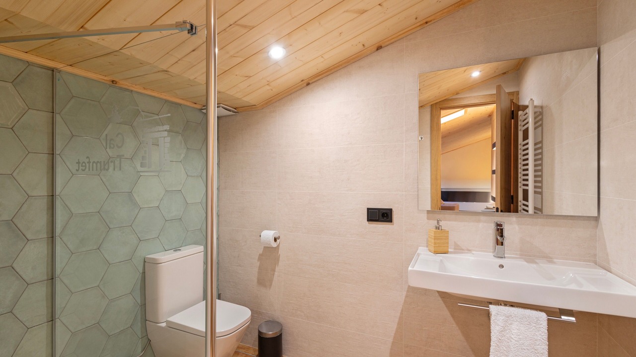 Photo of Bathroom in Casserres