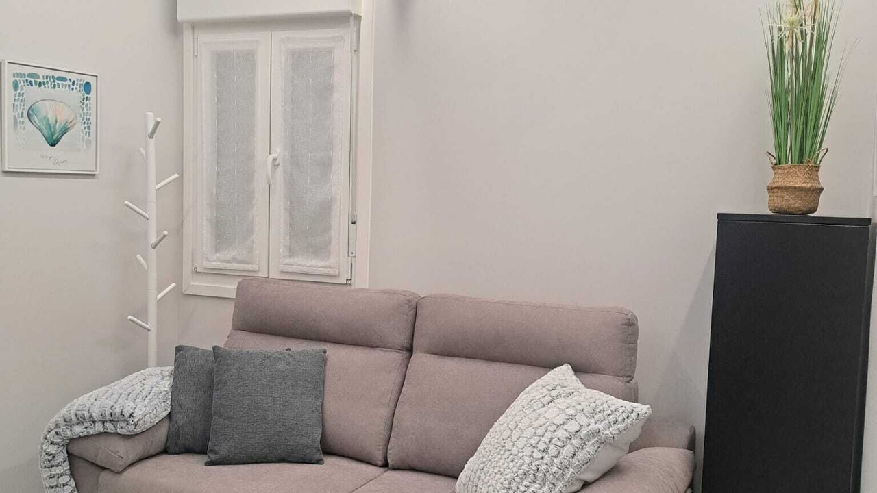 Photo of Livingroom in Logrono Historic Centre
