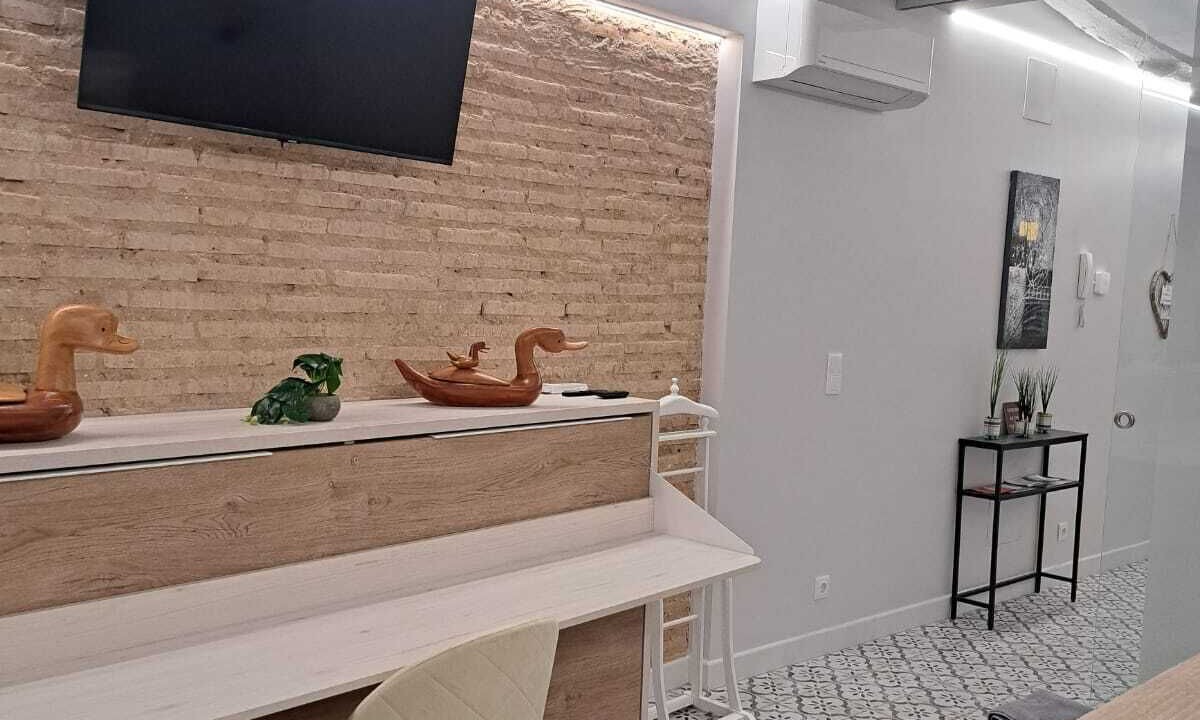Photo of Bedroom in Logrono Historic Centre