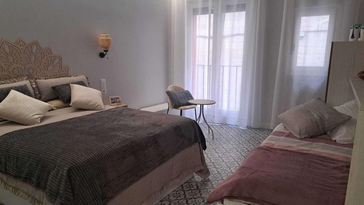 Photo of Bedroom in Logrono Historic Centre
